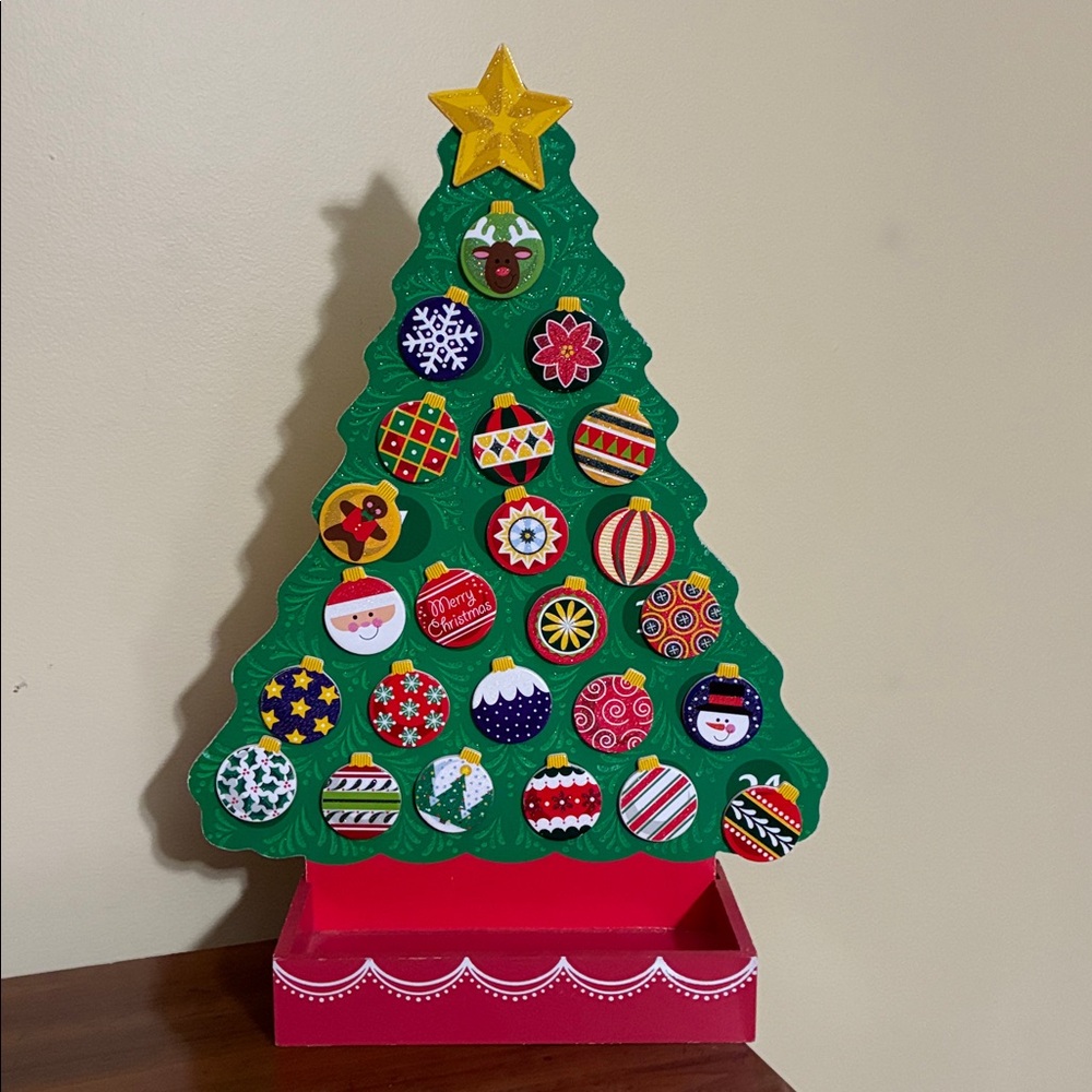 Melissa & Doug COUNTDOWN TO CHRISTMAS TREE